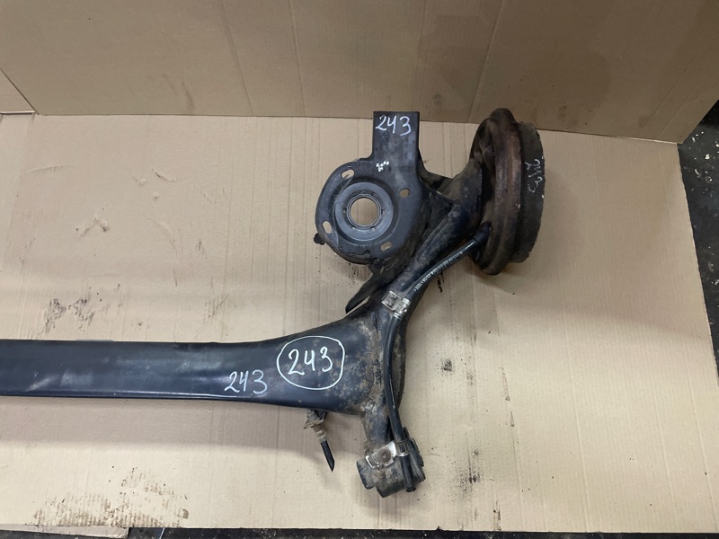 Балка Skoda Fabia 2008