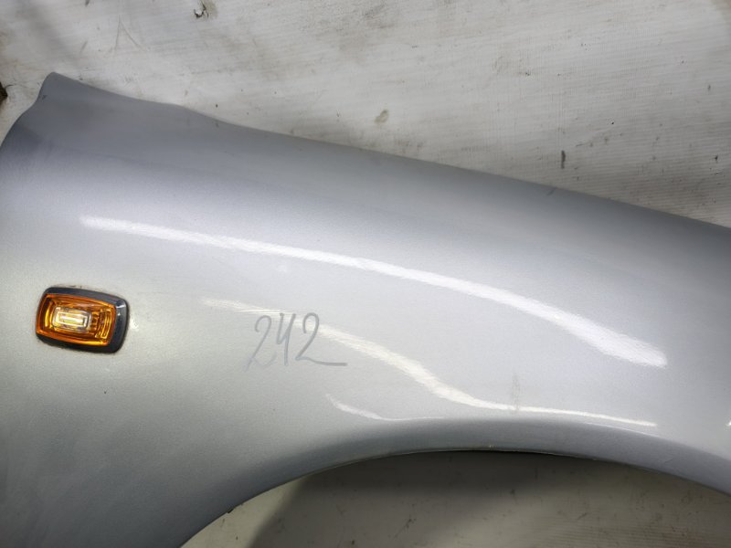 Крыло TOYOTA Corolla Levin 1993