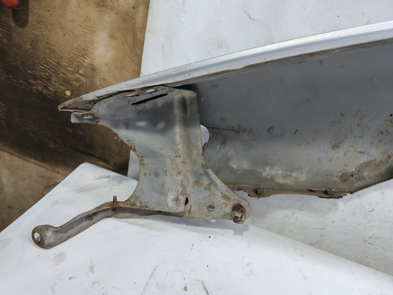 Крыло TOYOTA Corolla Levin 1993