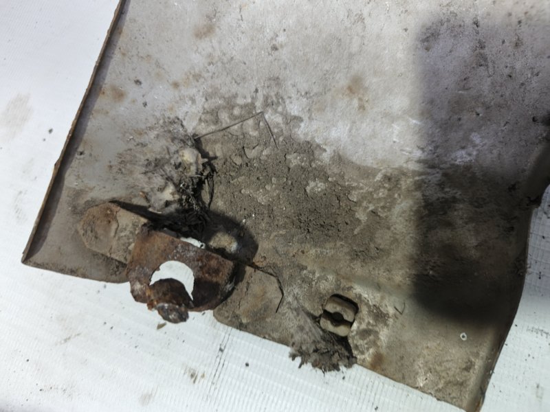 Крыло TOYOTA Corolla Levin 1993