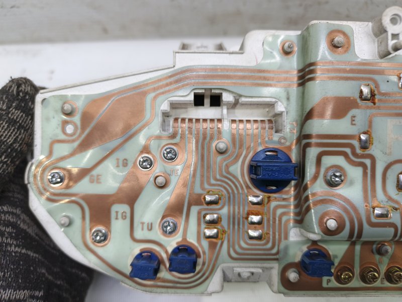 Панель приборов TOYOTA Corolla Levin 1993