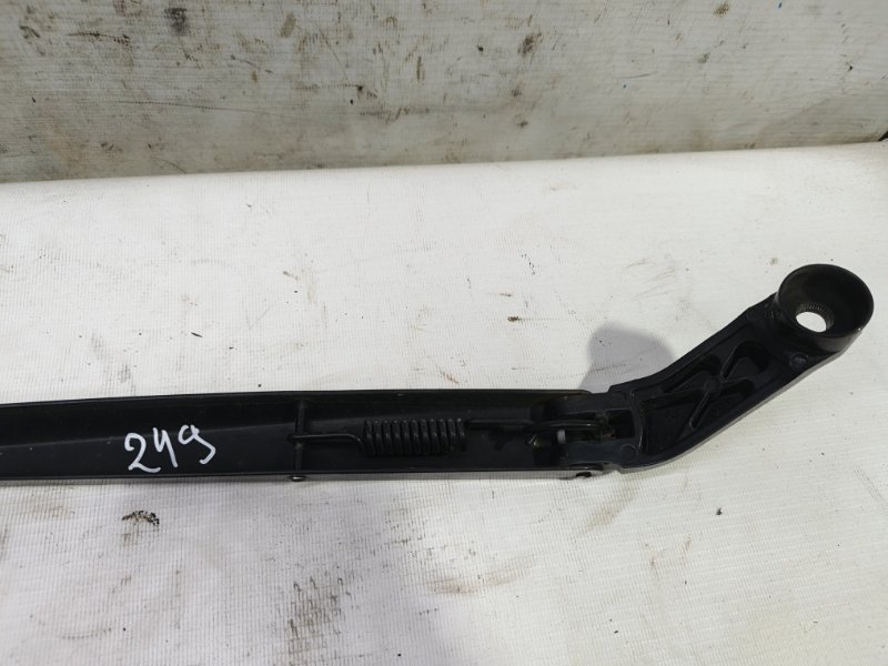 Поводок стеклоочистителя Toyota Corolla 2008 E150