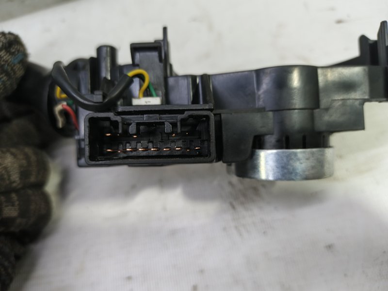 Подрулевой переключатель Toyota Corolla 2008 E150