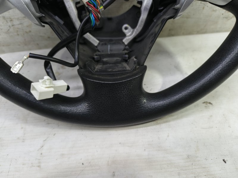 Кнопки руля Toyota Corolla 2008 E150