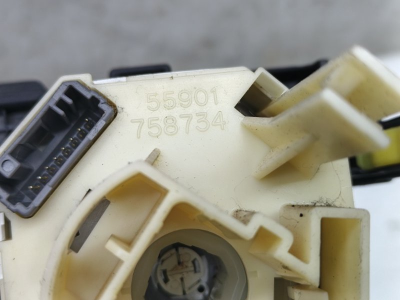 Блок управления климат-контролем Toyota Corolla 2008 E150