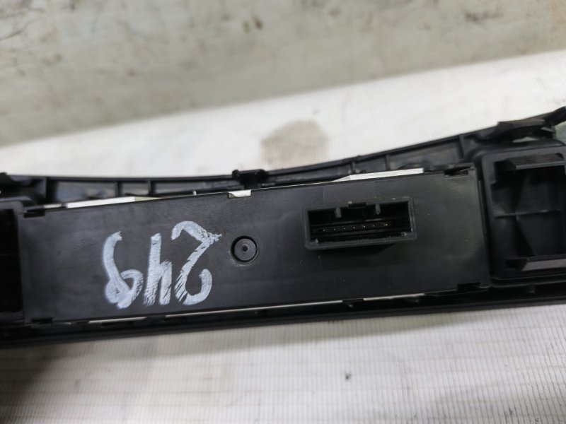 Дисплей информационный Toyota Corolla 2008 E150