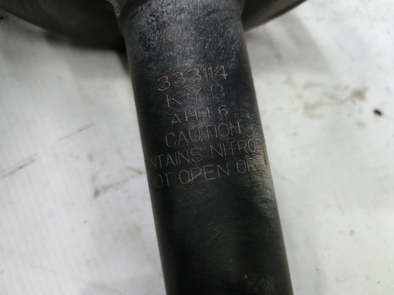 Амортизатор TOYOTA Corolla Levin 1993