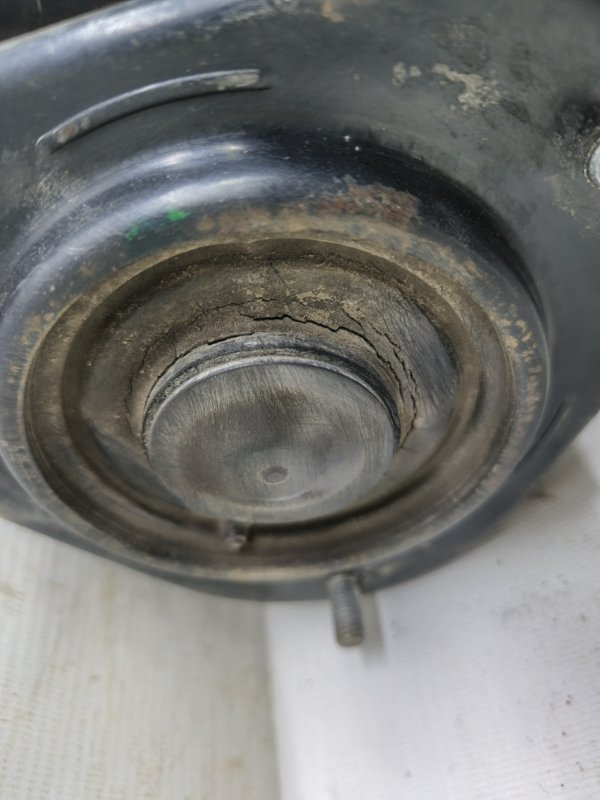 Амортизатор TOYOTA Corolla Levin 1993