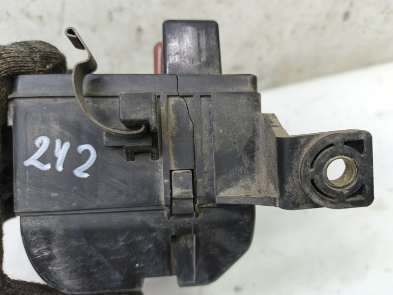 Блок предохранителей TOYOTA Corolla Levin 1993