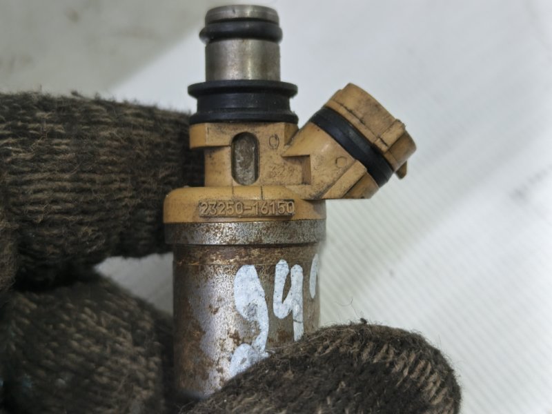 Форсунка TOYOTA Corolla Levin 1993
