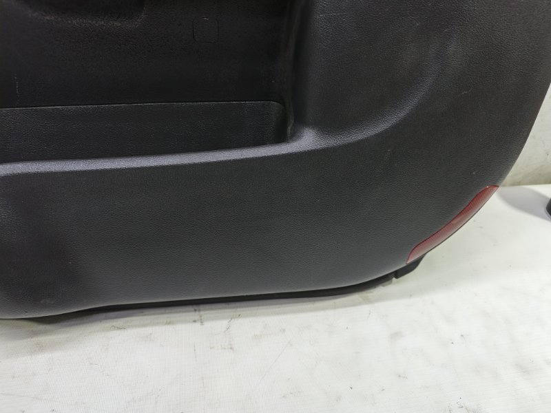 Обшивка двери Kia Cerato 2010 TD