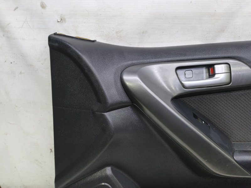 Обшивка двери Kia Cerato 2010 TD