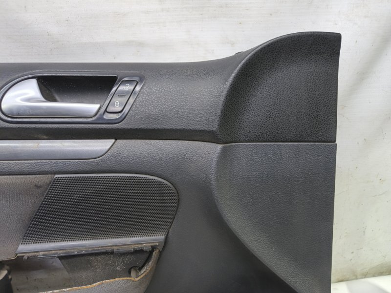 Обшивка двери Volkswagen Jetta 2008