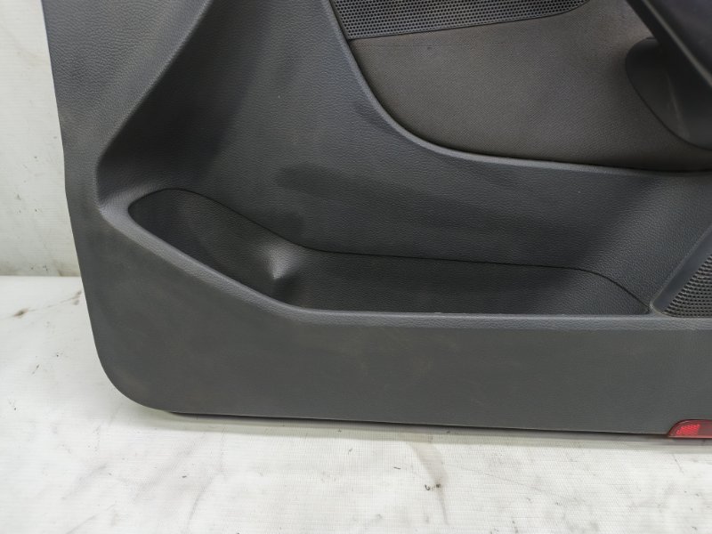 Обшивка двери Volkswagen Jetta 2008