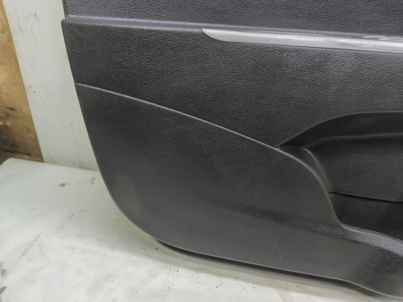 Обшивка двери Lifan X50 2017