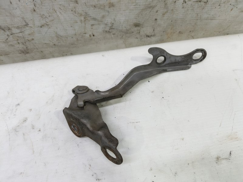 Петля капота TOYOTA Corolla Levin 1993