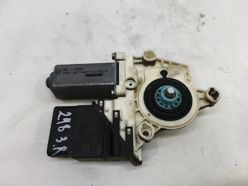 Моторчик стеклоподъемника Volkswagen Jetta 2008