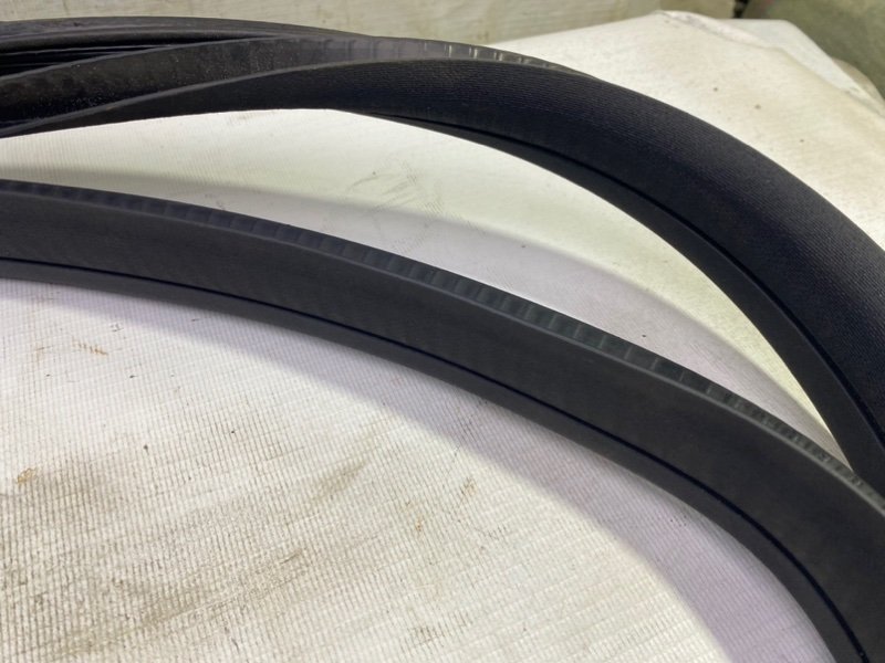 Уплотнитель кузова Mercedes CLA - Class 2015 CLA 180