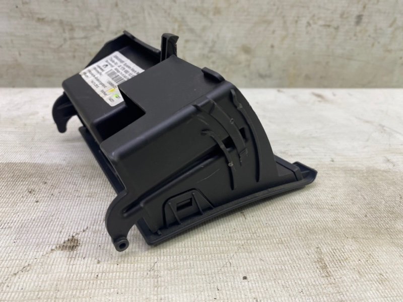 Пепельница Mercedes CLA - Class 2015 CLA 180