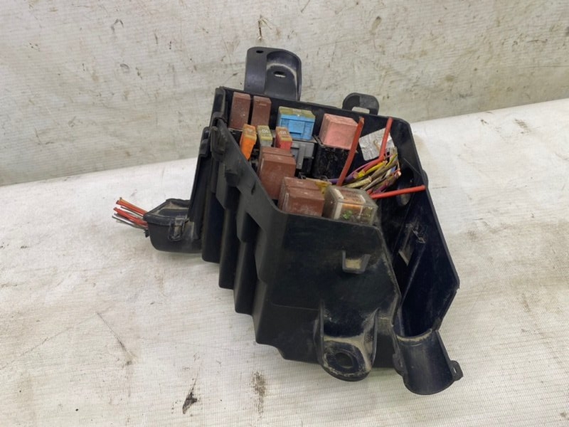 Блок предохранителей Nissan Almera 2014 G15