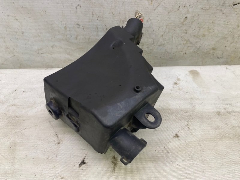 Блок предохранителей Nissan Almera 2014 G15