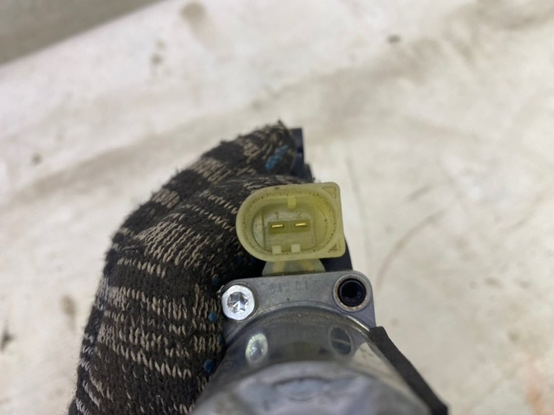 Моторчик стеклоподъемника Lada Vesta 2019