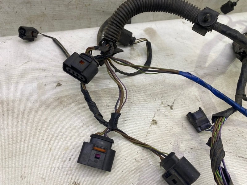 Проводка двигателя Skoda Fabia 2008