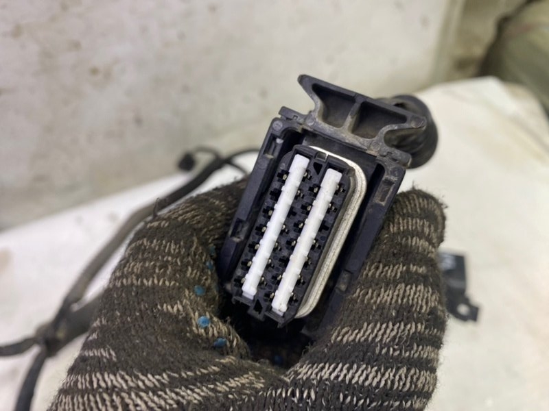 Проводка двигателя Skoda Fabia 2008