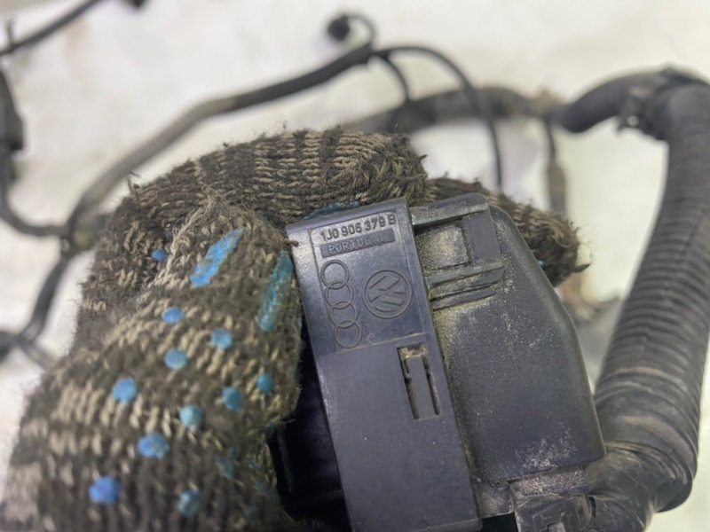 Проводка двигателя Skoda Fabia 2008