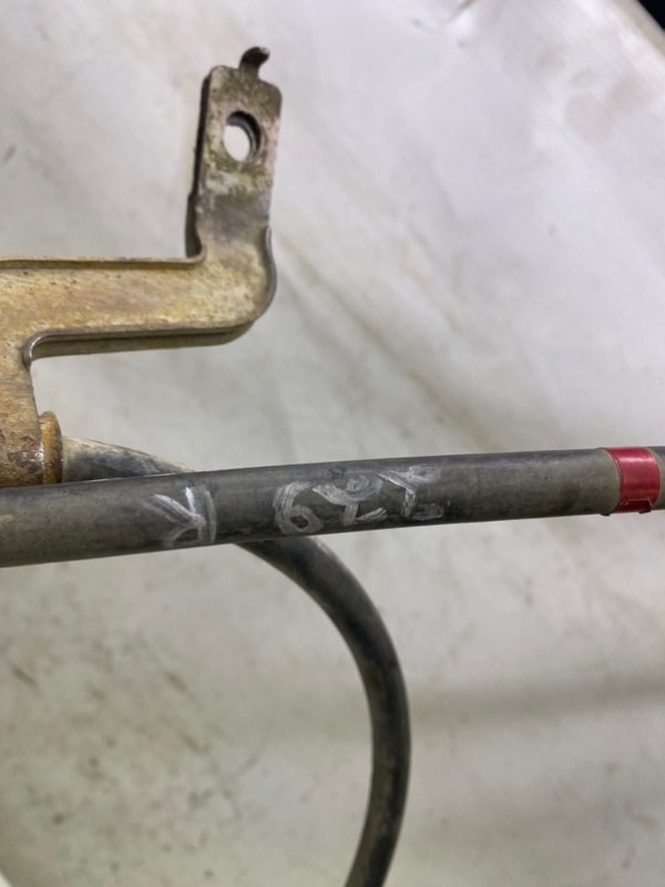 Трос ручника Hyundai Solaris 2014 RB