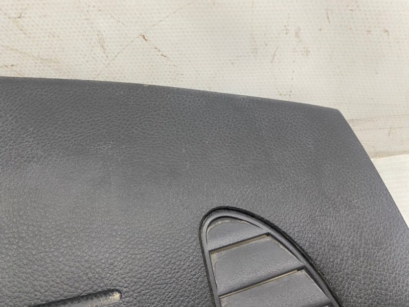 Накладка торпеды Nissan Tiida 2007