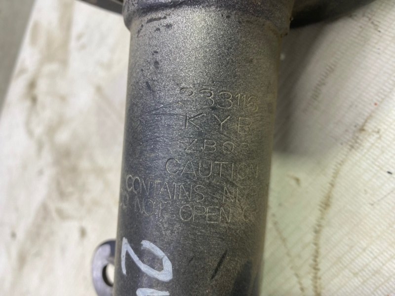 Амортизатор TOYOTA Corolla Levin 1993