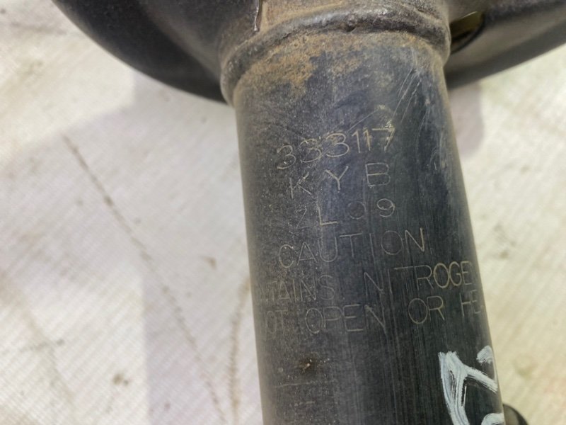 Амортизатор TOYOTA Corolla Levin 1993