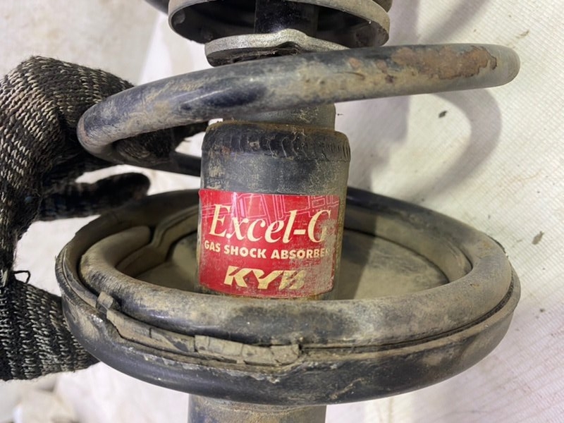 Амортизатор TOYOTA Corolla Levin 1993