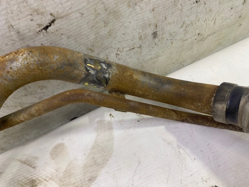 Горловина топливного бака TOYOTA Corolla Levin 1993