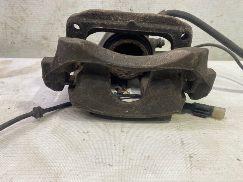 Суппорт Mercedes CLA - Class 2015 CLA 180