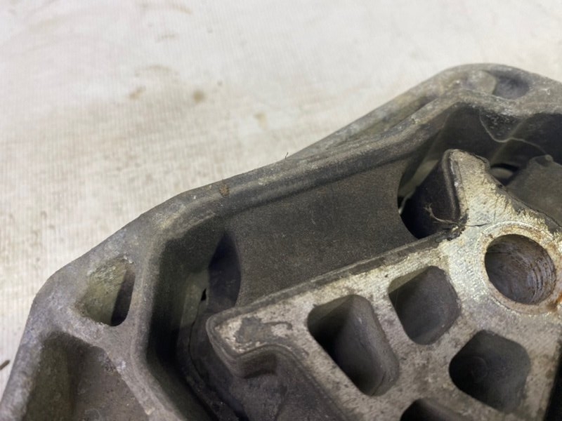 Подушка двигателя Mercedes CLA - Class 2015 CLA 180