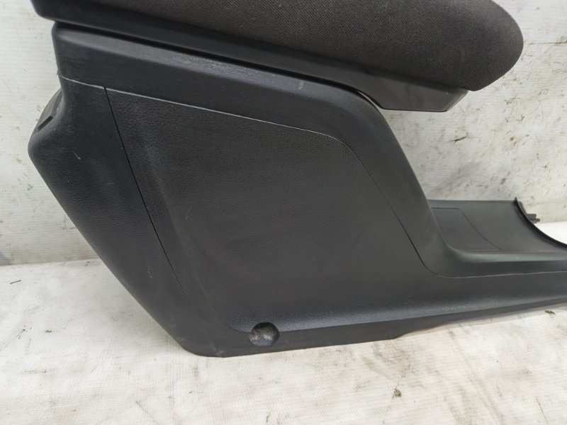 Подлокотник Lada Vesta 2020