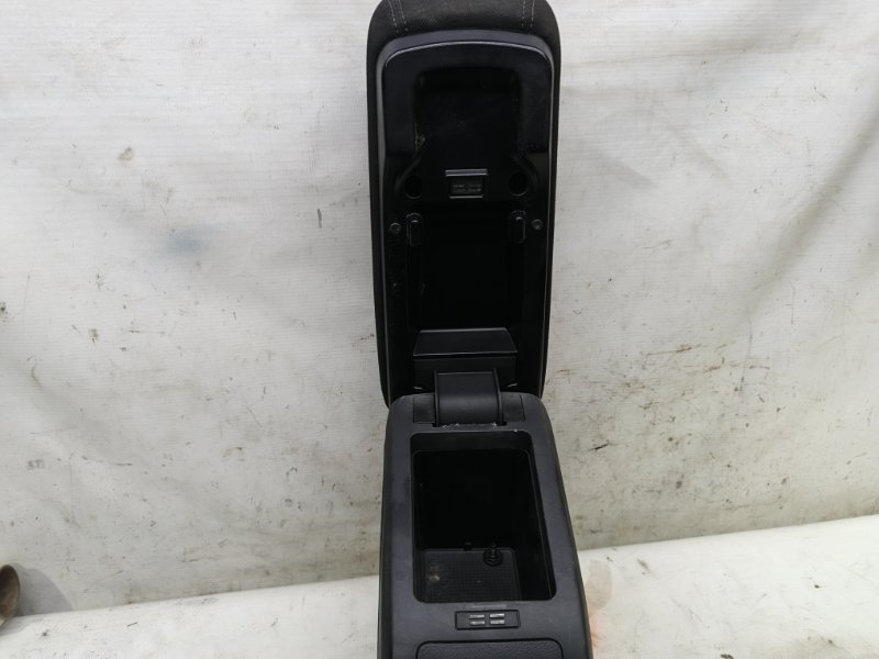 Подлокотник Lada Vesta 2020