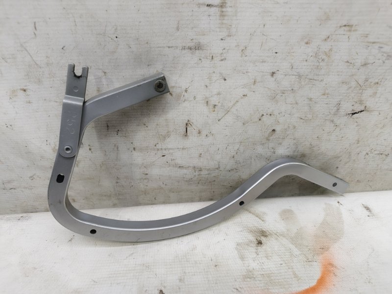 Петля багажника Toyota Corolla 2008 E150