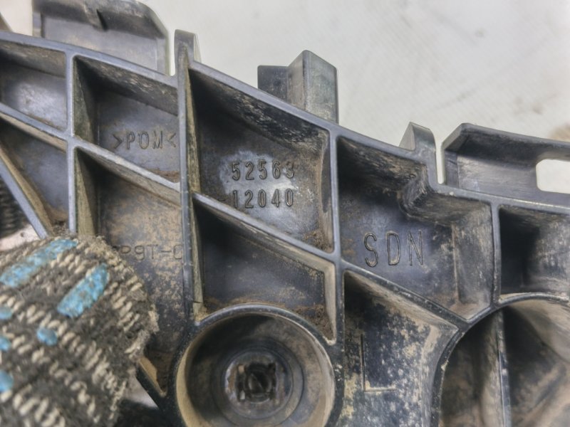 Кронштейн бампера Toyota Corolla 2008 E150