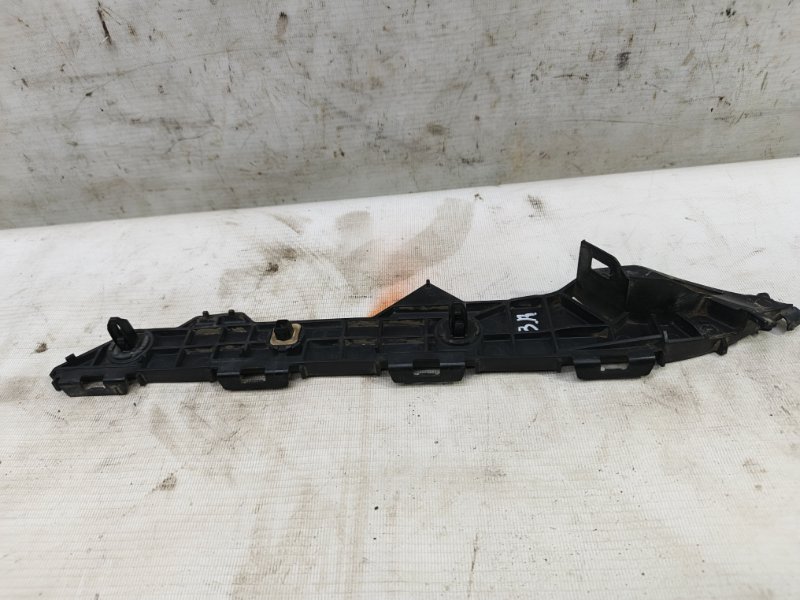 Кронштейн бампера Toyota Corolla 2008 E150