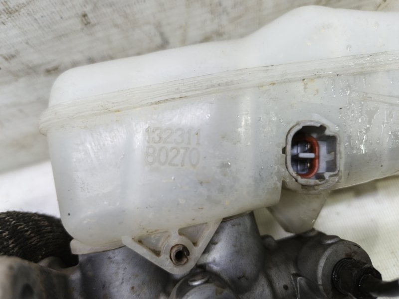 Главный тормозной цилиндр Toyota Corolla 2008 E150
