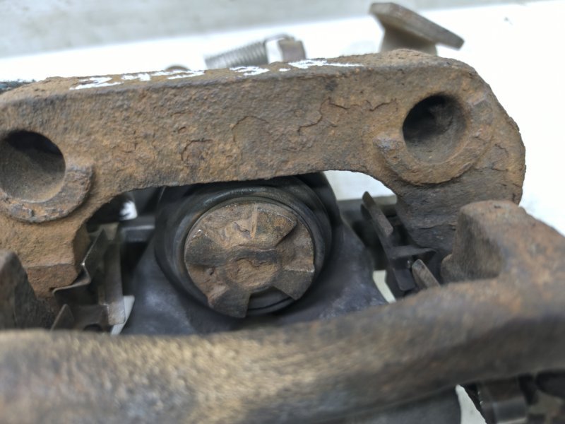 Суппорт Toyota Corolla 2008 E150