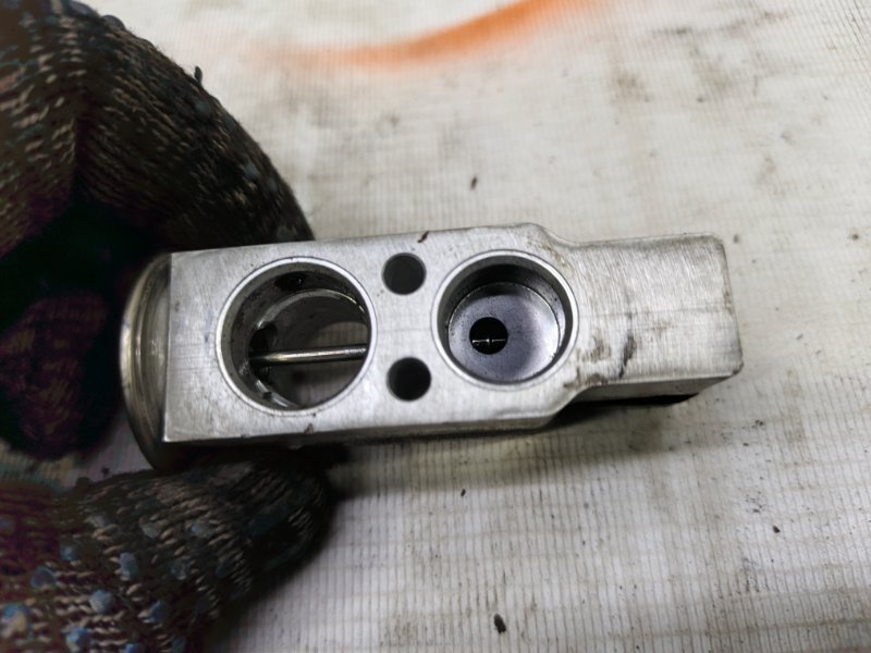 Клапан кондиционера Toyota Corolla 2008 E150