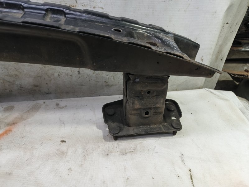 Усилитель бампера Mercedes CLA - Class 2015 CLA 180