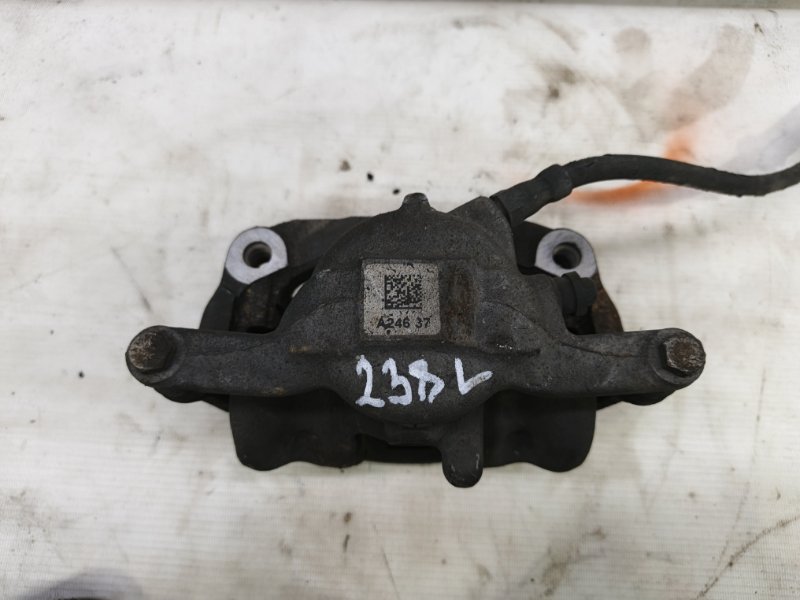 Суппорт Mercedes CLA - Class 2015 CLA 180