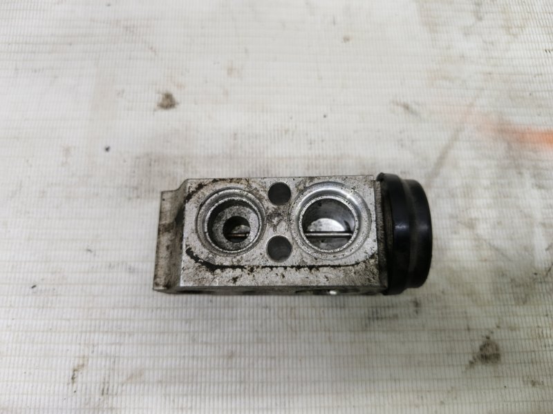 Клапан кондиционера Hyundai Solaris 2014 RB