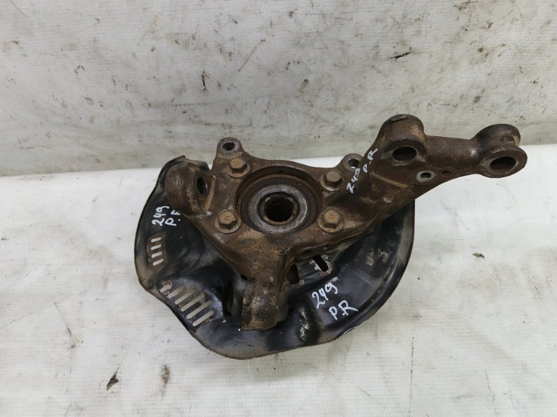 Кулак поворотный Toyota Corolla 2008 E150