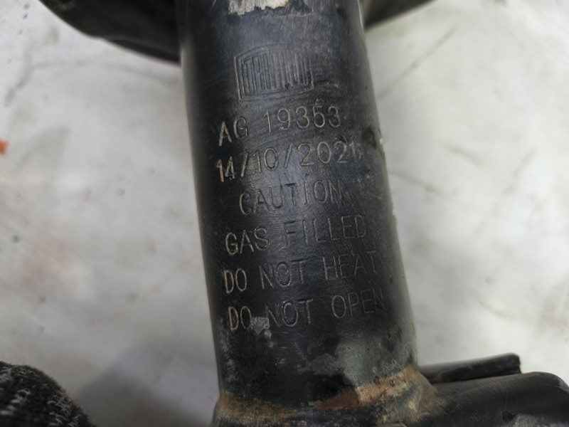 Амортизатор Toyota Corolla 2008 E150